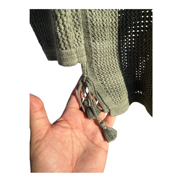 Talbots loose knit top sweater size Lp Green long sleeve with tassels - Picture 4 of 6